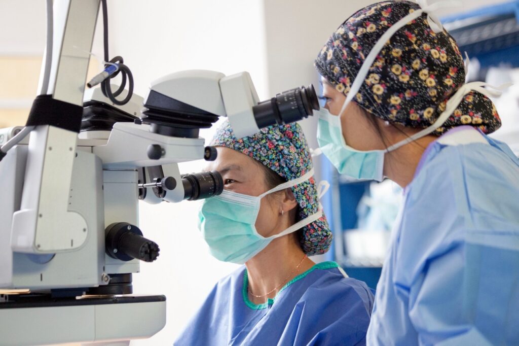 Four professional cataract surgeons in Sydney